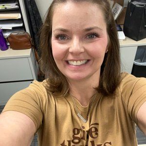 Meet your Posher, Rachel